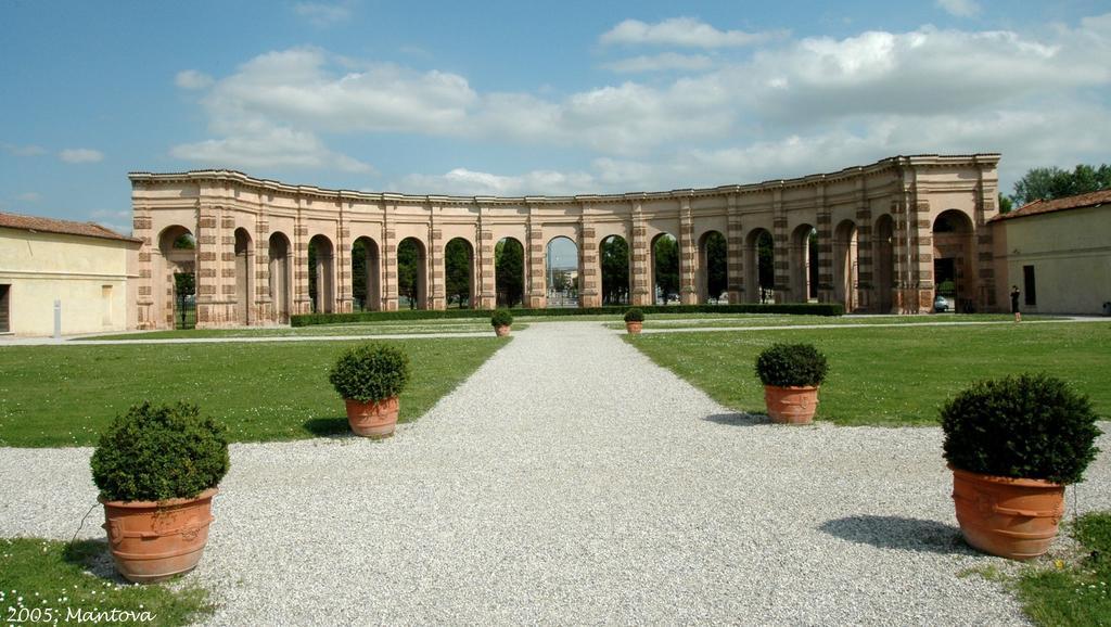Agriturismo Corte Rocca San Giorgio di Mantova Exterior photo